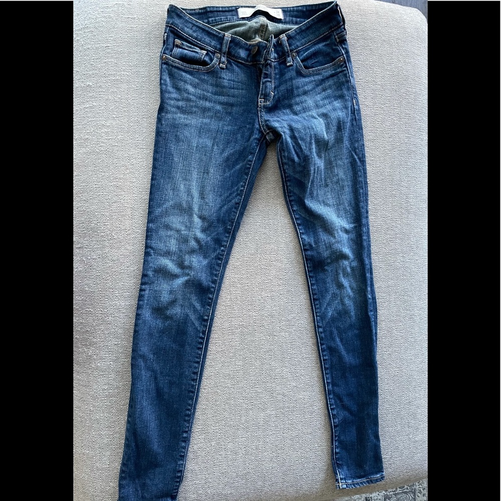 Women Abercrombie and Finch Skinny Jeans
